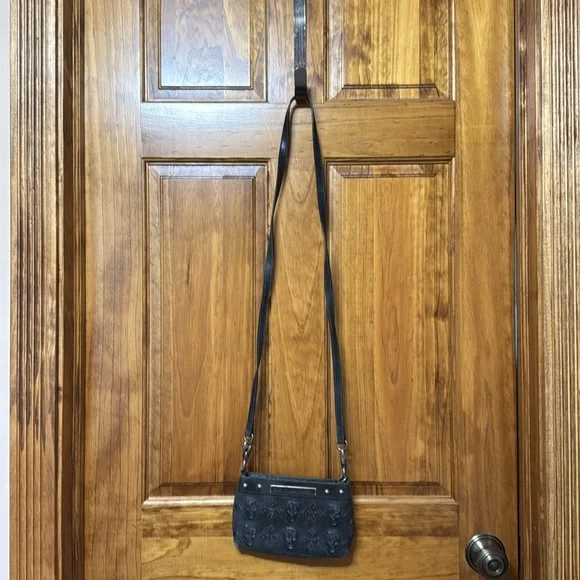 Harley Davidson small purse with detachable strap - Picture 2 of 3